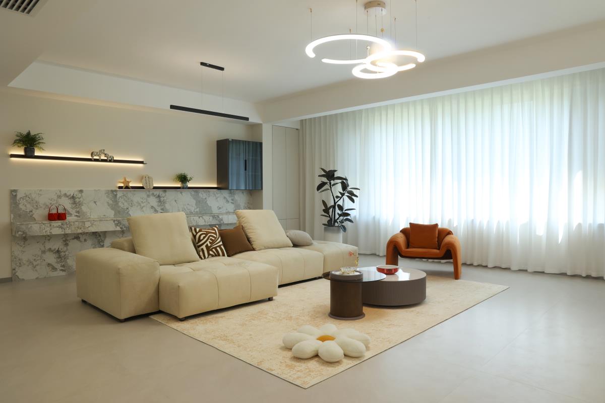 實(shí)景 | 這屆年輕人究竟有多會(huì)住？131㎡現(xiàn)代風(fēng)婚房，審美+功能雙雙在線！